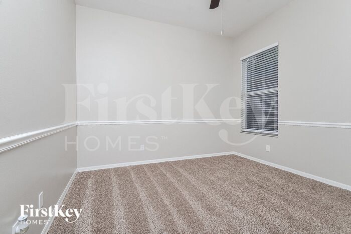 Building Photo - 1102 Lumsden Trace Cir