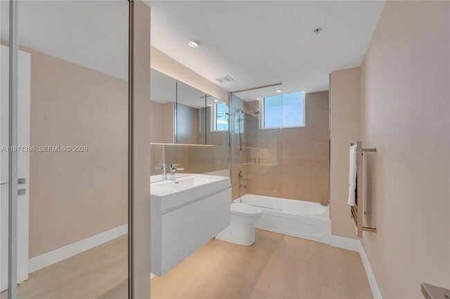 Building Photo - 6700 Indian Creek Dr