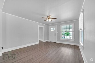 Building Photo - Completely Updated 2 Bed/2 Bath! ONE MONTH...