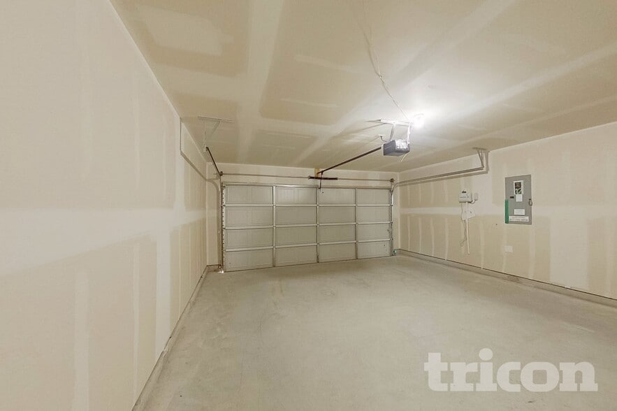 Building Photo - 1629 Baugh St