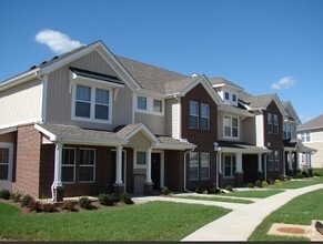 Building Photo - Trailside at McConnells Trace