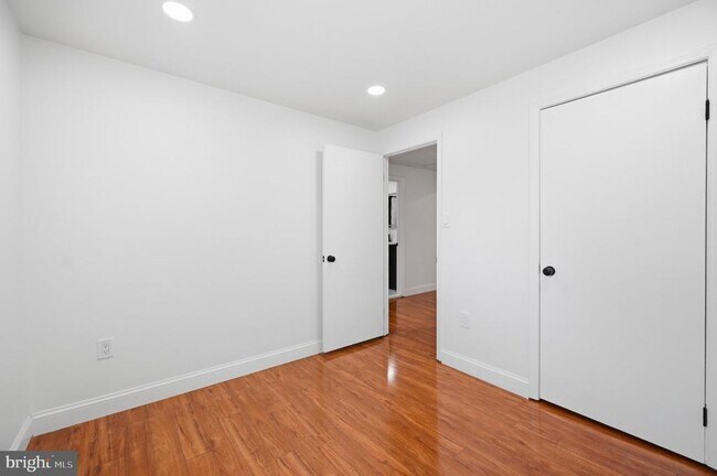 Building Photo - 1214 Fox Run Pl