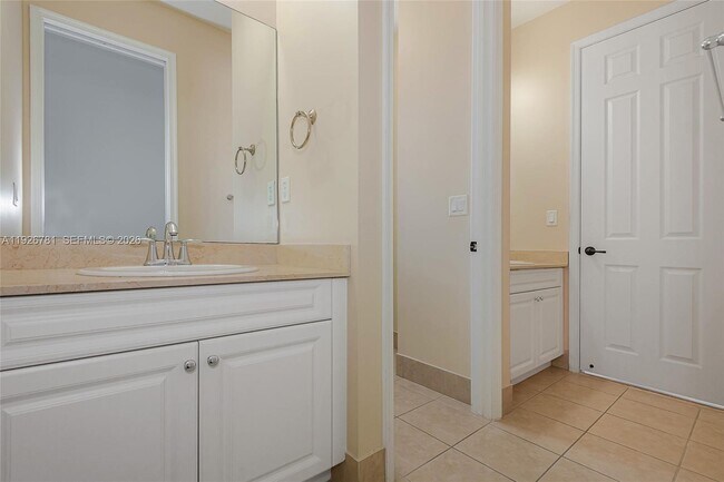 Building Photo - 3320 NW 84th Way