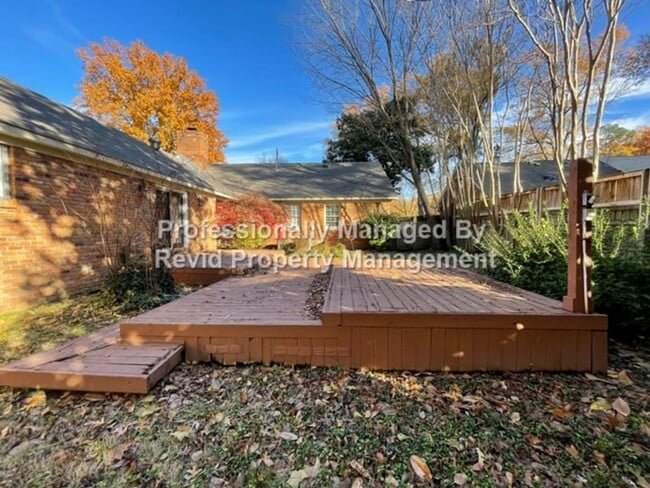 Building Photo - 99 Perkins Extd