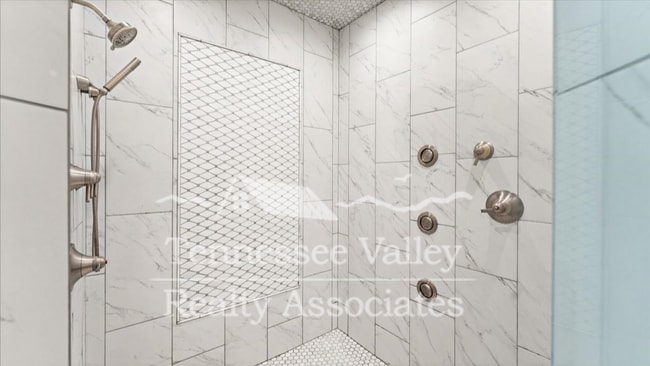 Building Photo - Charming and Private 4-Bedroom, 2.5-Bath H...