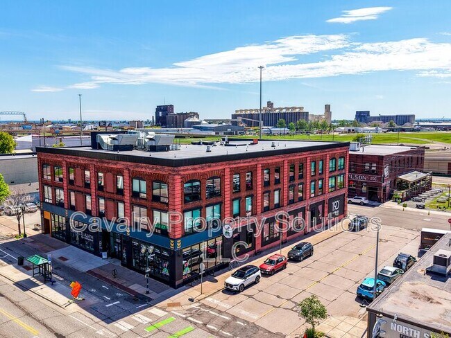 Building Photo - 1831 W Michigan St