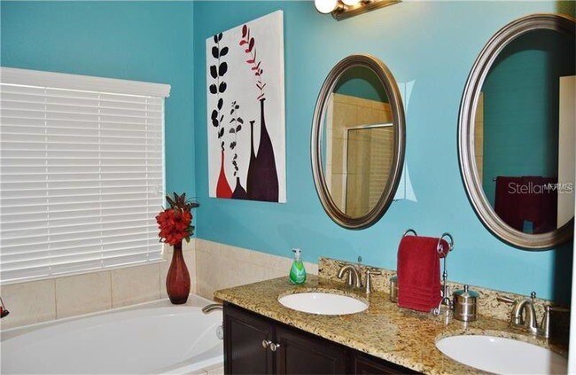 Building Photo - 2822 Maple Brook Loop