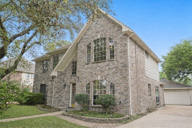 Building Photo - 16322 Battlecreek Dr