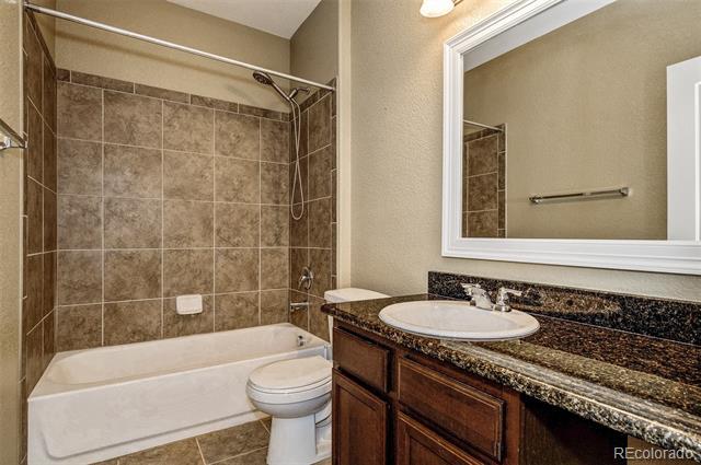 Building Photo - 884 Black Arrow Dr