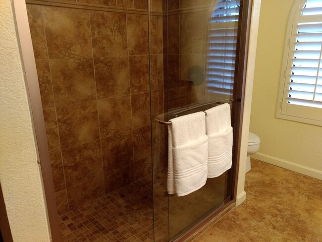 Building Photo - 15619 E Palisades Blvd