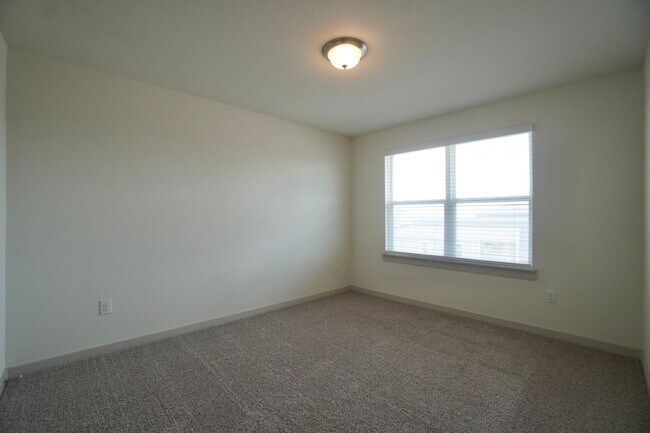 Building Photo - 7612 Lowenfield Dr