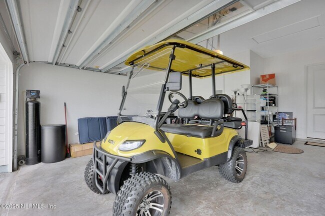 Building Photo - 94 Waterline Dr