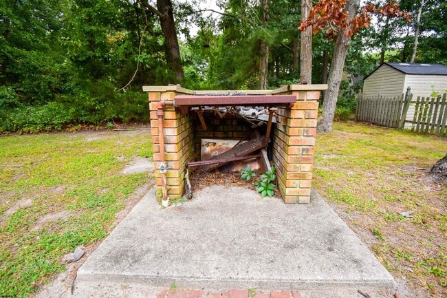Building Photo - 712 Eagle Point Ct