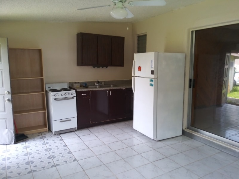 Building Photo - 18750 Lenair Dr