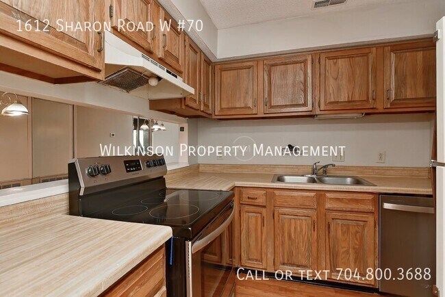 Building Photo - Charming 2-Bed, 2-Bath Retreat in the Hear...