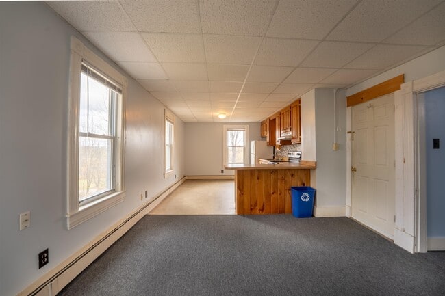 Building Photo - 1796 Main St