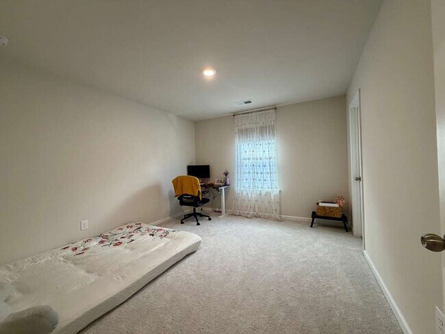 Building Photo - 15107 Nichols Hall Dr