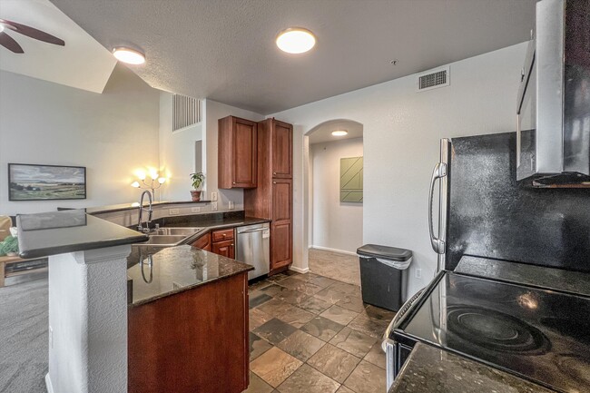 Kitchen - 3035 Blue Sky Cir