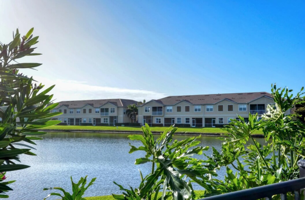 Building Photo - 3752 Parkridge Cir