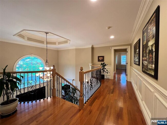 Building Photo - 22 Reiner Pl