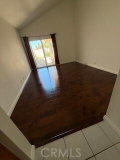 Building Photo - 11 Calandria