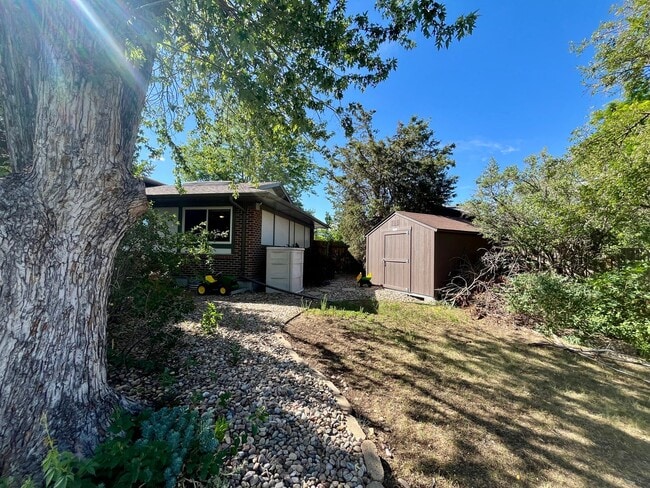 Building Photo - Beautiful 4 bed 2.5 bath in Hampden neighborhood!