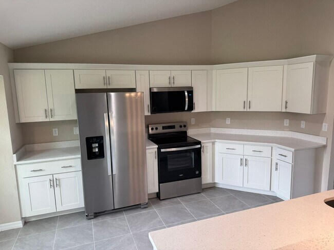 Building Photo - Stunning Brand-New 3BR/2BA Block Home