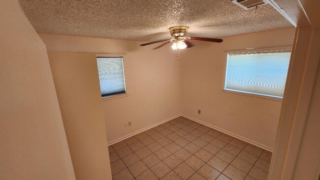 Building Photo - 8511 Woodstone Dr