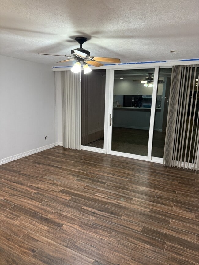 Building Photo - 12600 Melville Dr