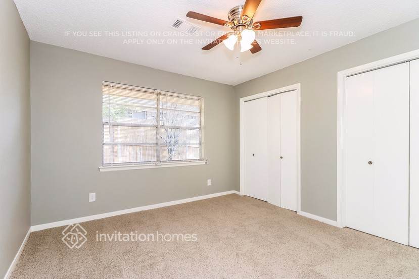 Building Photo - 713 Ridgewood Cir