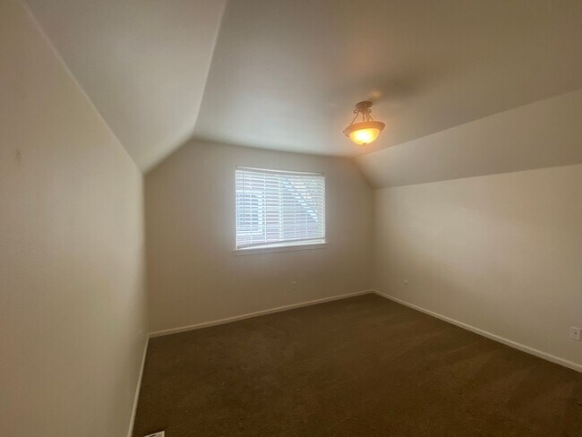 Building Photo - 20835 Nova Loop