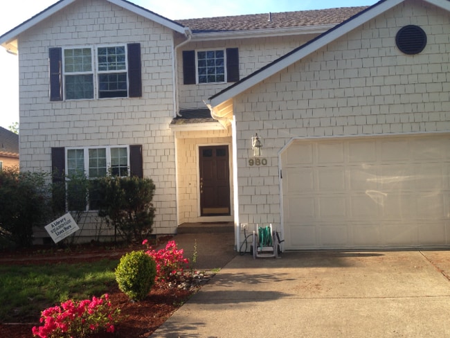 Primary Photo - 980 NW Anjni Cir