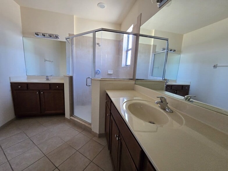 Building Photo - 23900 SW 117th Ct