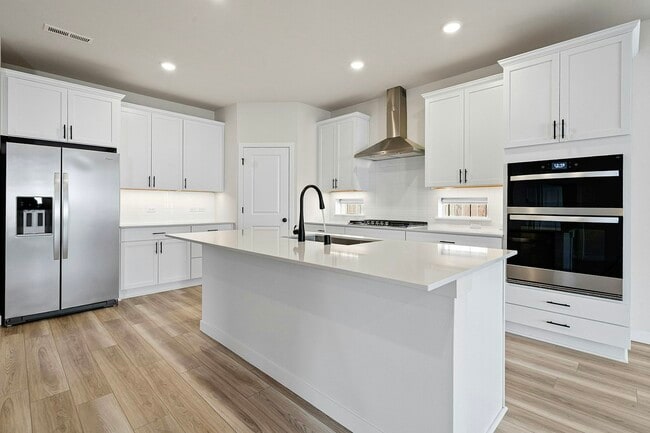 Building Photo - 5970 Thornhill Ave SW