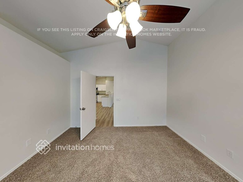 Building Photo - 41715 N Ranch Dr