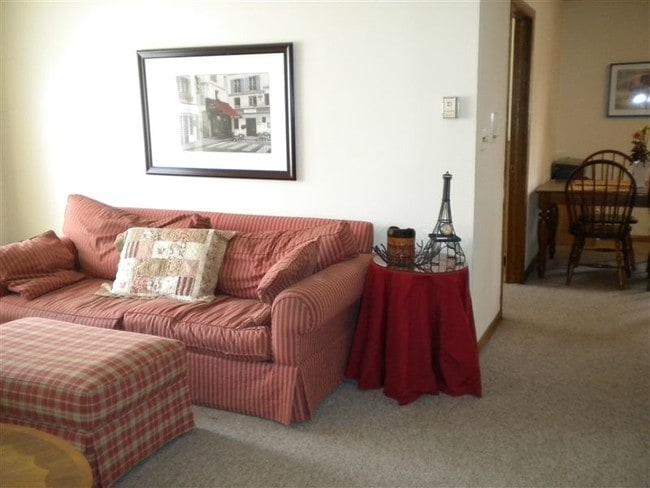 Building Photo - 1 br, 1 bath 4plex - 262 W Liberty St Apt ...