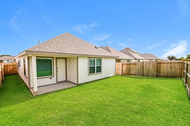 Building Photo - 3193 Wood Lily Dr