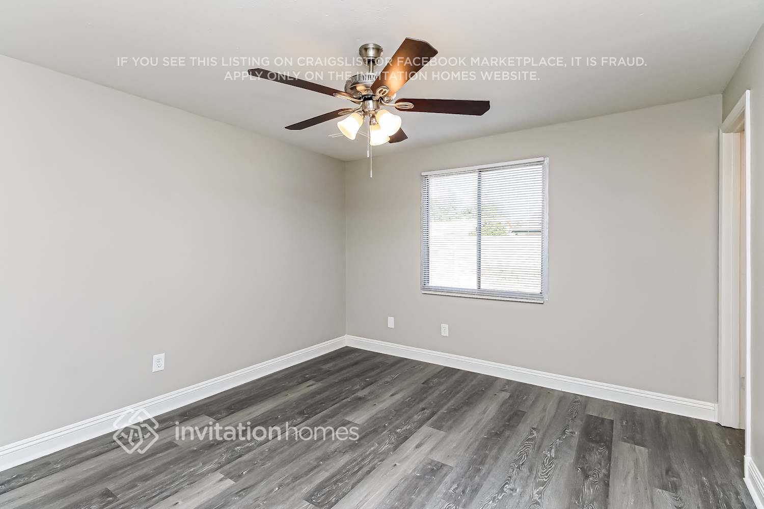 Building Photo - 3718 E Gelding Dr