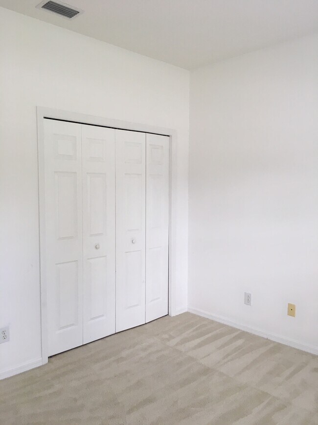 Building Photo - 5656 Indigo Crossing Dr
