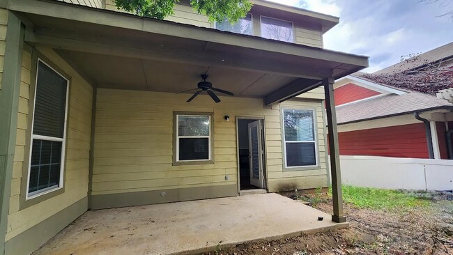 Building Photo - 10014 Cedar Lake Dr
