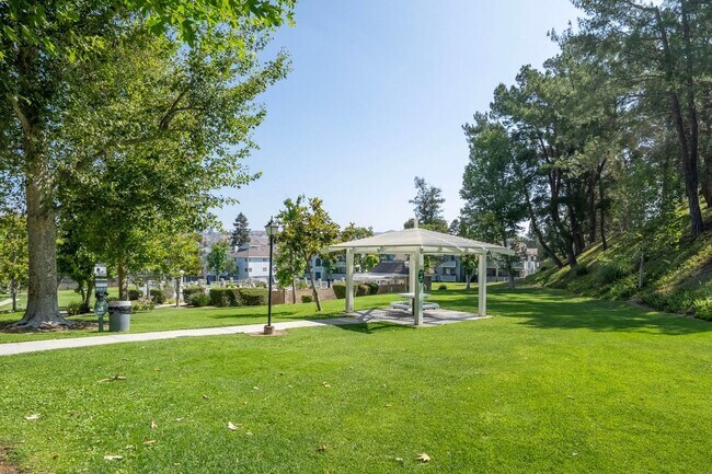 Building Photo - 26842 Claudette St