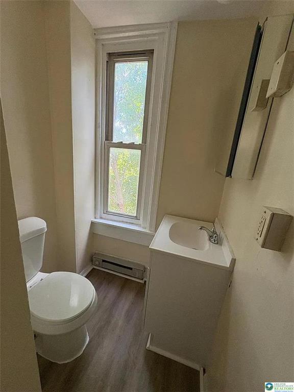 Building Photo - 947 Liberty St