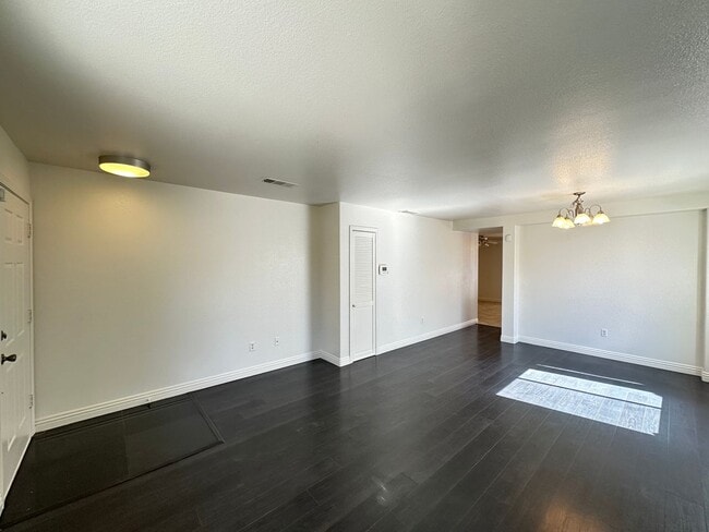 Building Photo - TIMBER CREEK