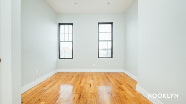 Bed 1 Front - 1048 Wyckoff Ave