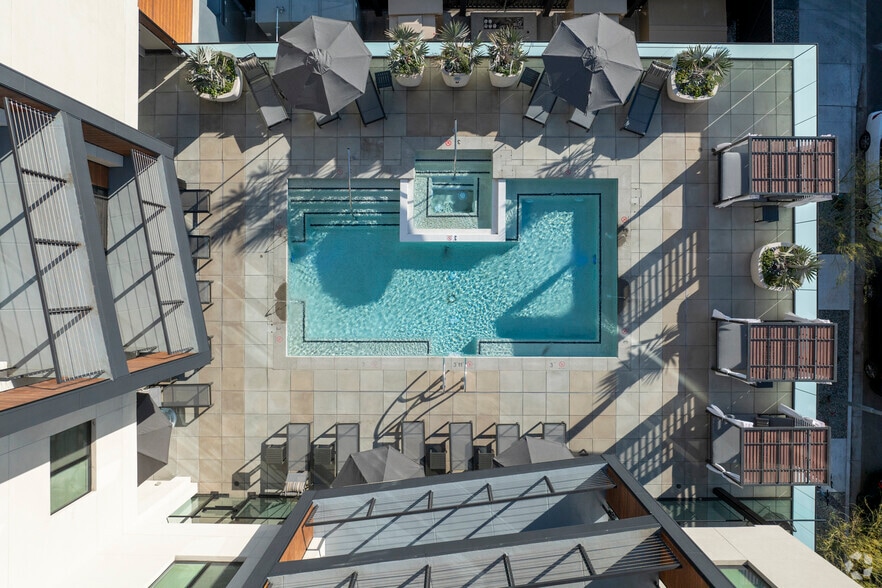 Primary Photo - Scottsdale on Main