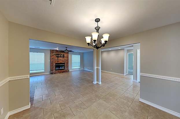 Building Photo - 13322 Hilltop Cir