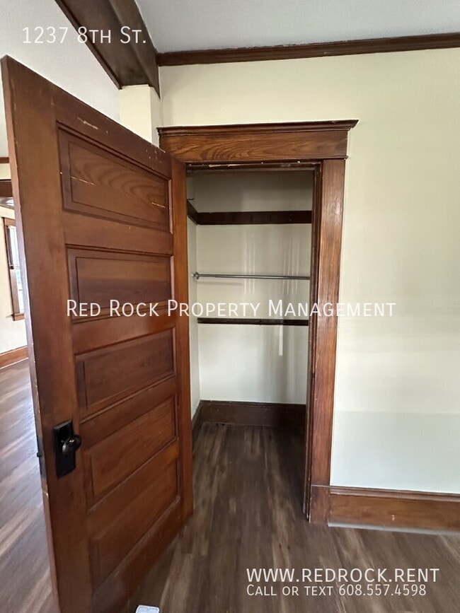 Building Photo - 1237 8th St