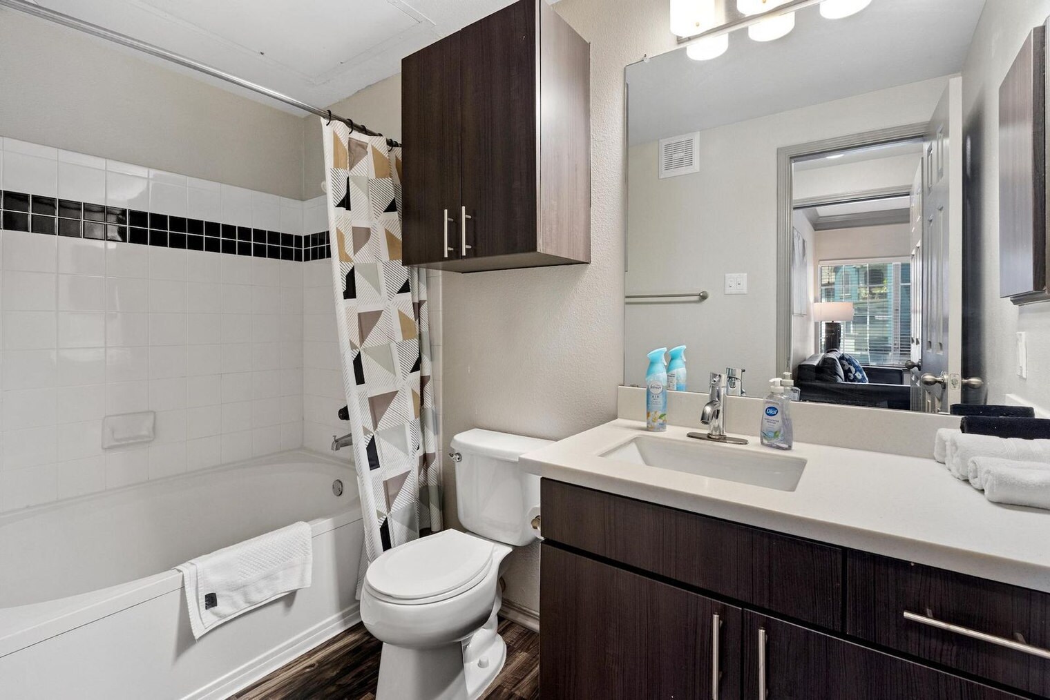 Building Photo - 12100 Metric Blvd