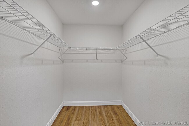 Building Photo - 10585 Cocobolo Way