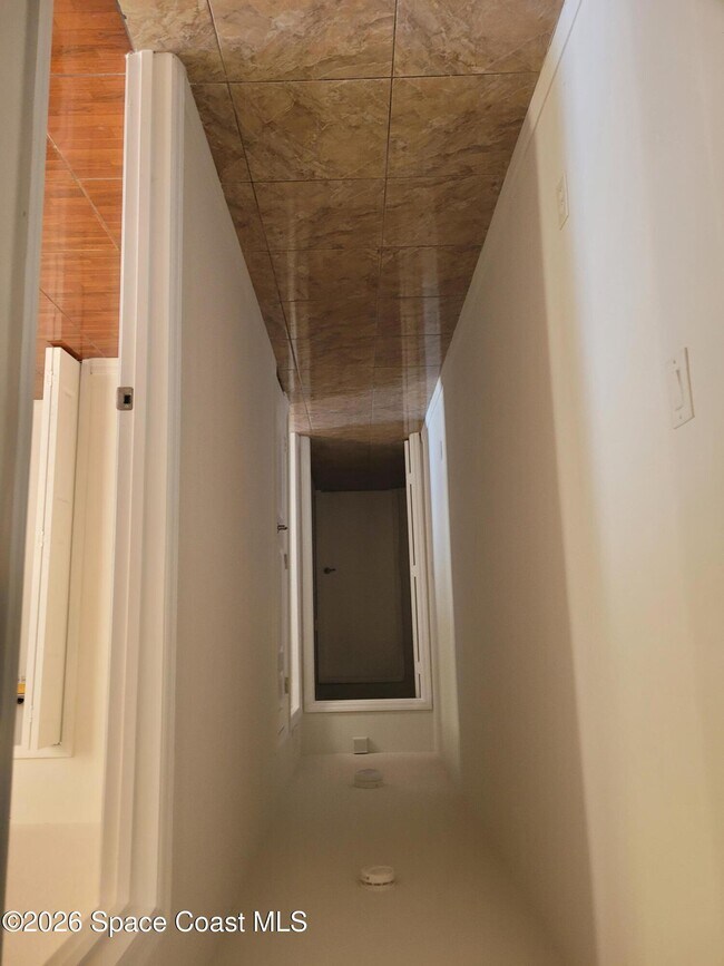 Building Photo - 231 Alcantarra St NW